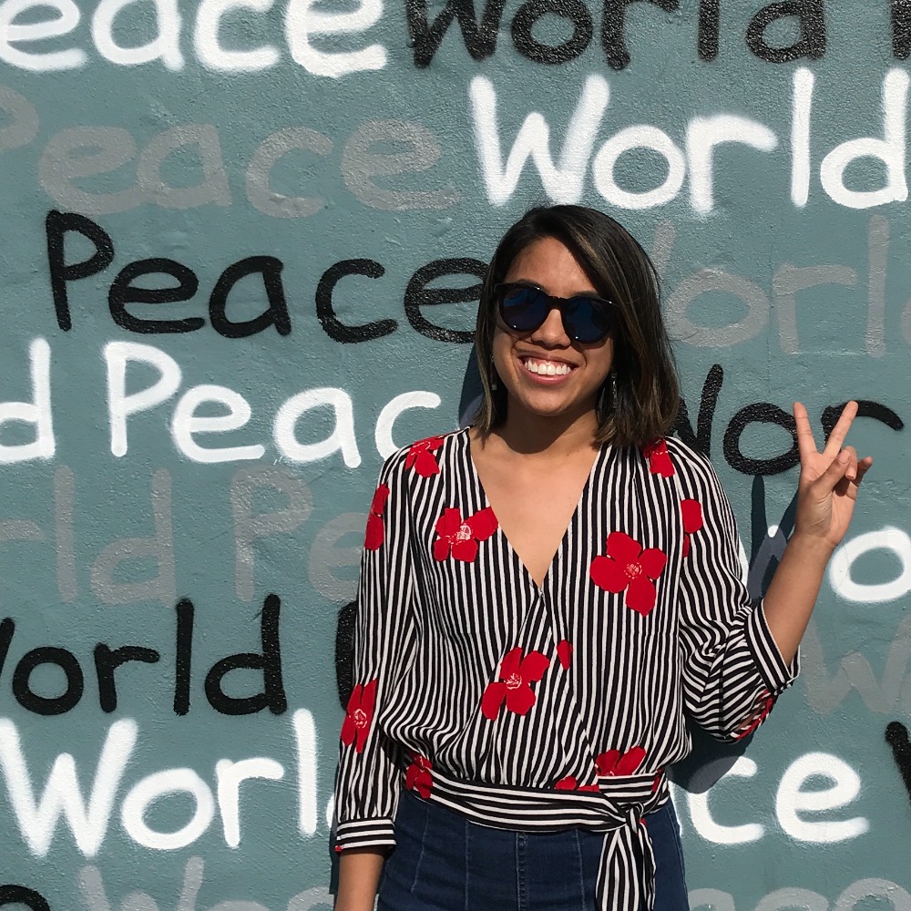 Meet your Posher, Mya